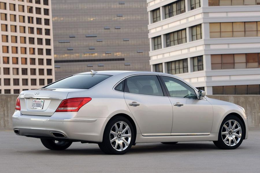  Hyundai Equus Ultimate 2011 года  (фото 118 из 119)